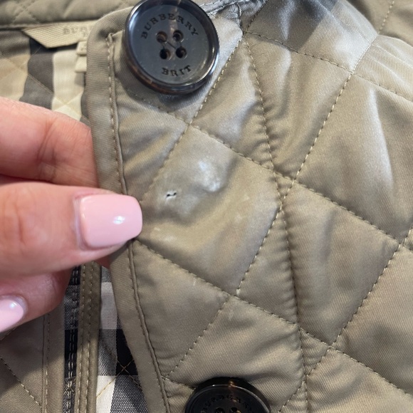 Authentic Burberry Jacket - Picture 8 of 8